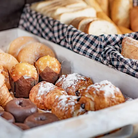 Ac Irla By Marriott Hotell