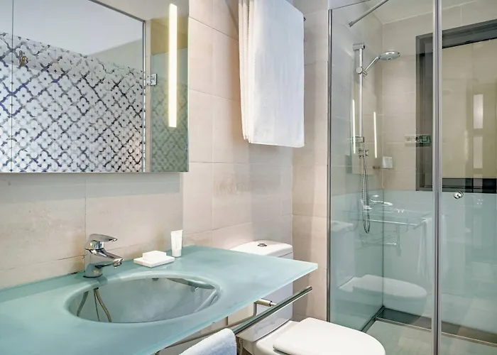 ホテル Ac Irla By Marriott 3*