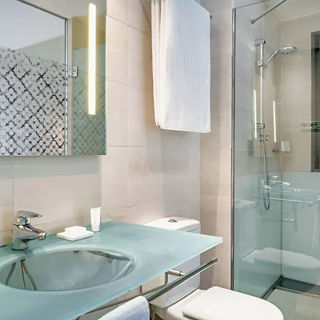 Hotel Ac Irla By Marriott 3*